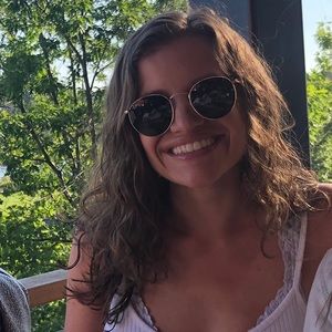 Meet your Posher, Allie